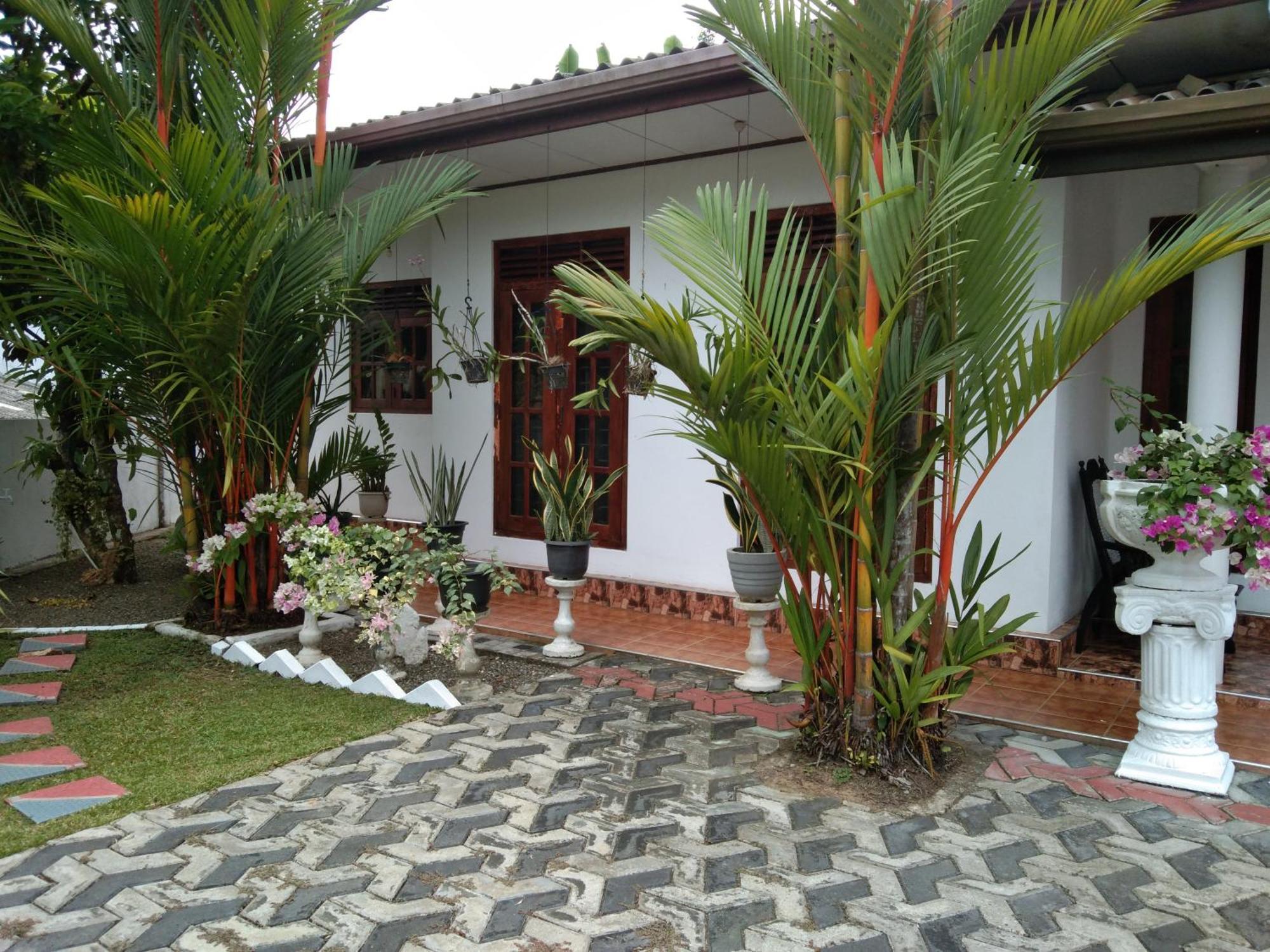 Bell 412 Villa Weligama Eksteriør billede