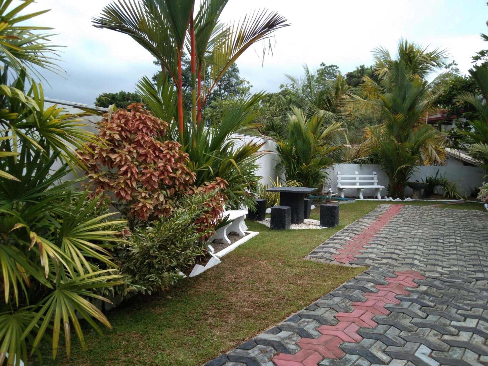 Bell 412 Villa Weligama Eksteriør billede